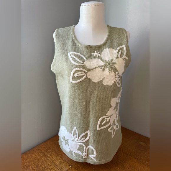 Lemon Grass Sweaters - Lemon Grass Women's NWT Small Vintage Green White Embroidered Sleeveless Sweater